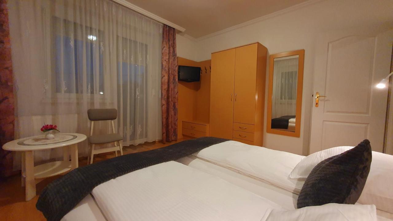 Eva Panzio Otel Sárvár Dış mekan fotoğraf
