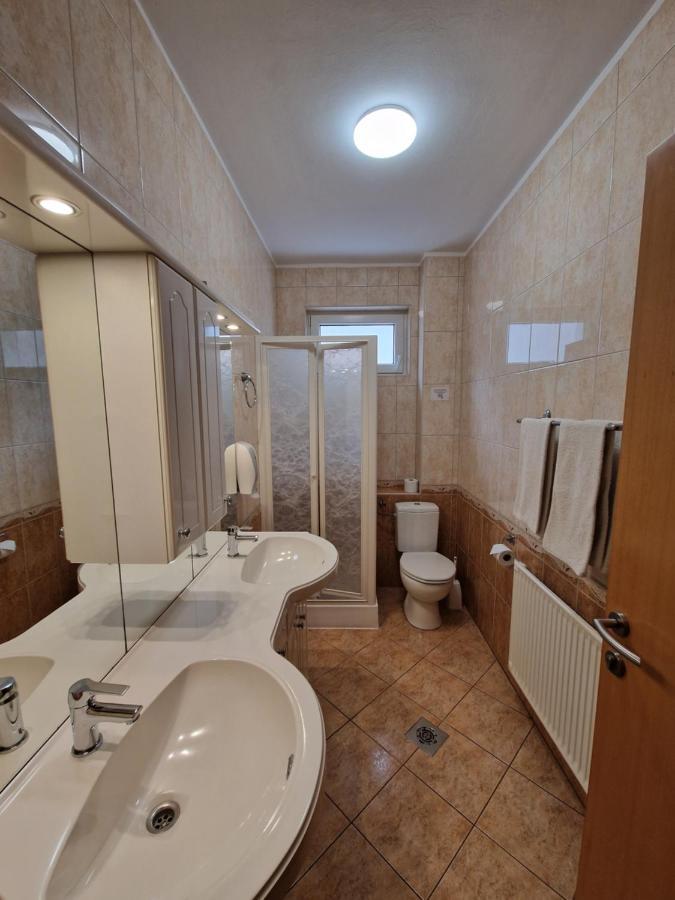 Eva Panzio Otel Sárvár Dış mekan fotoğraf