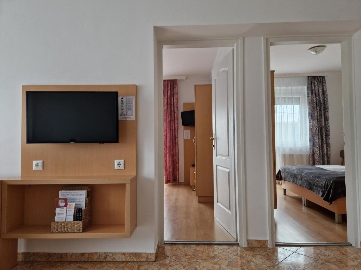 Eva Panzio Otel Sárvár Dış mekan fotoğraf