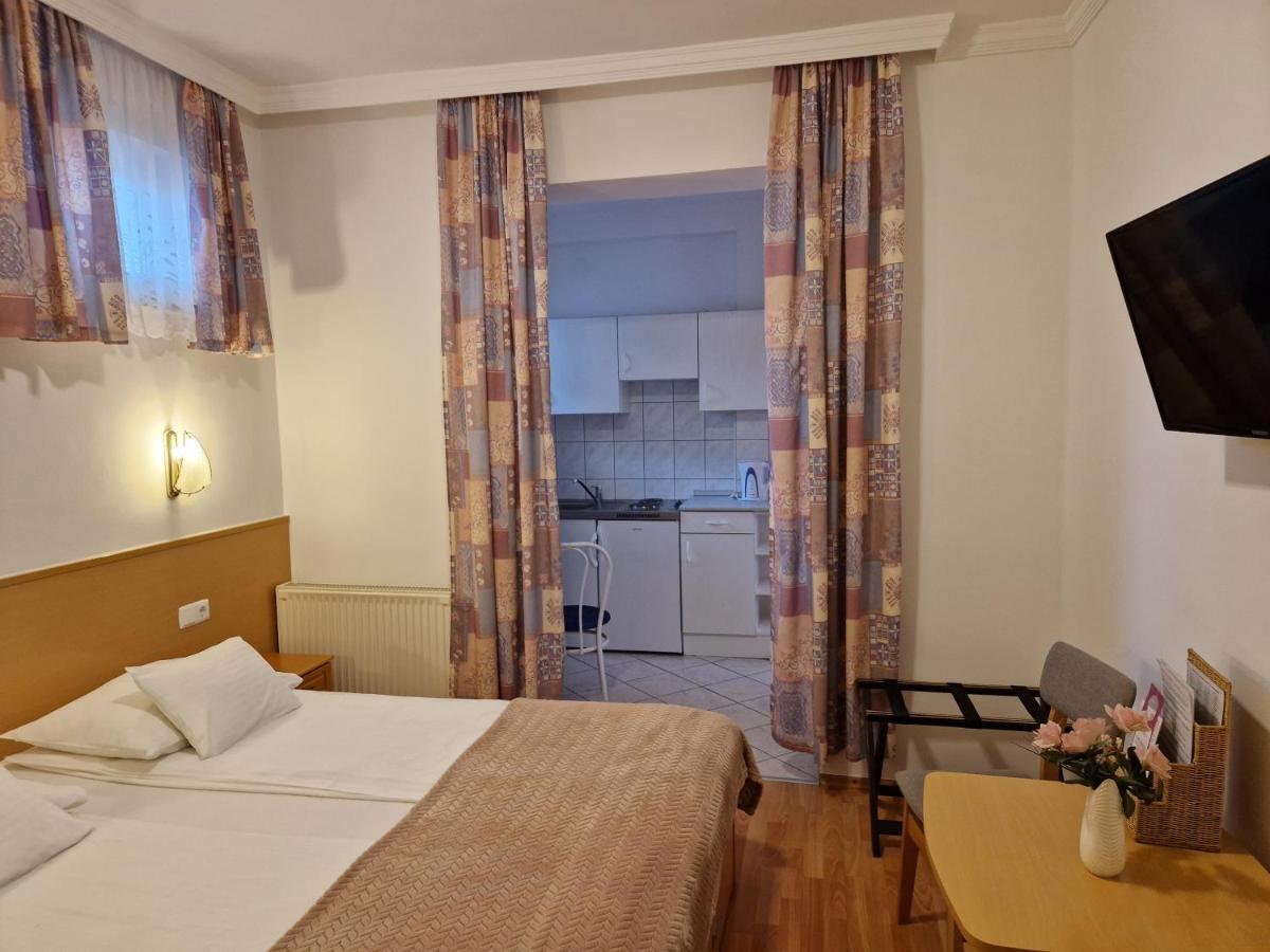 Eva Panzio Otel Sárvár Dış mekan fotoğraf