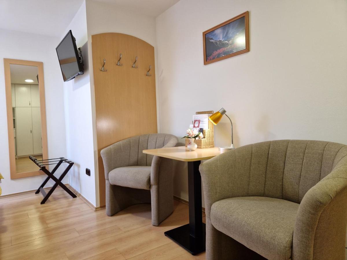 Eva Panzio Otel Sárvár Dış mekan fotoğraf