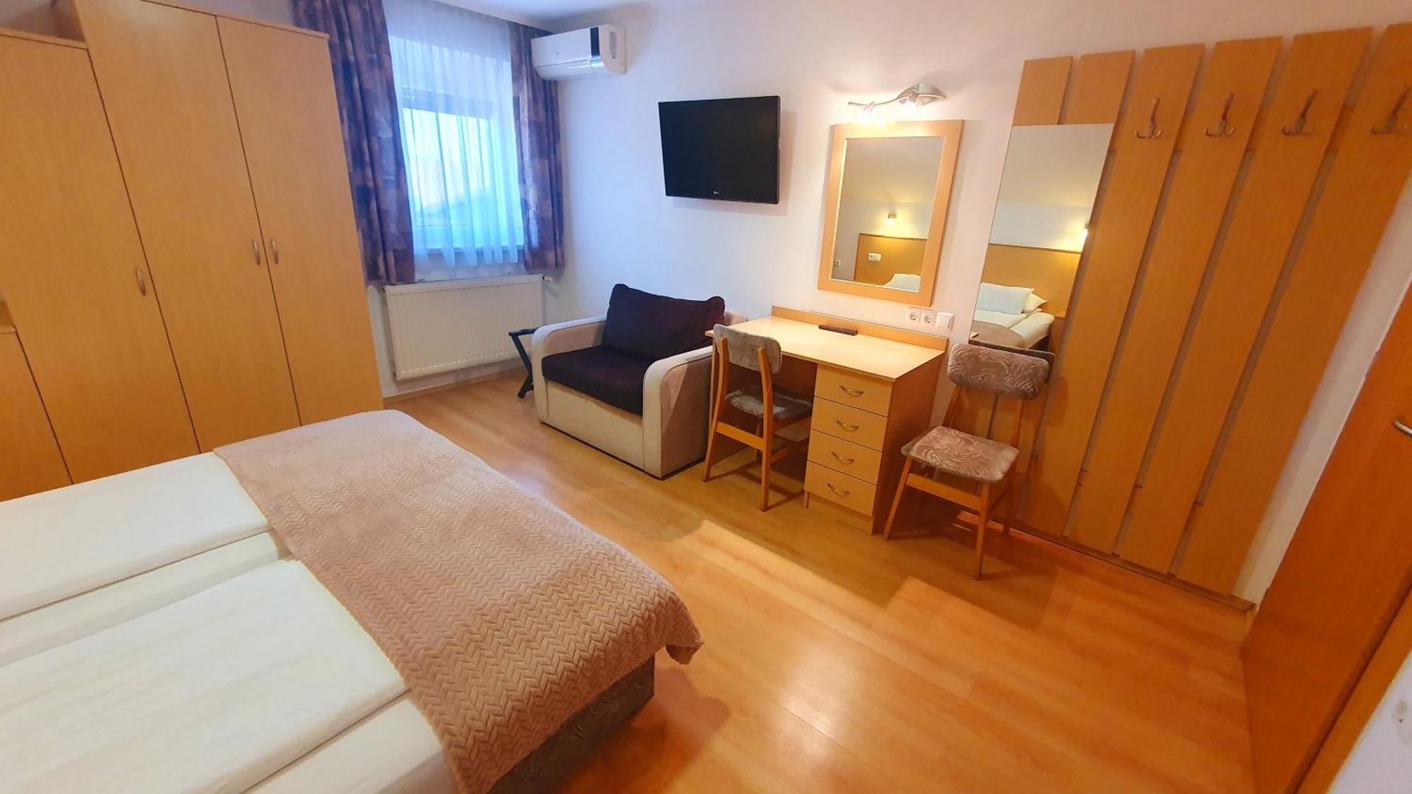 Eva Panzio Otel Sárvár Dış mekan fotoğraf