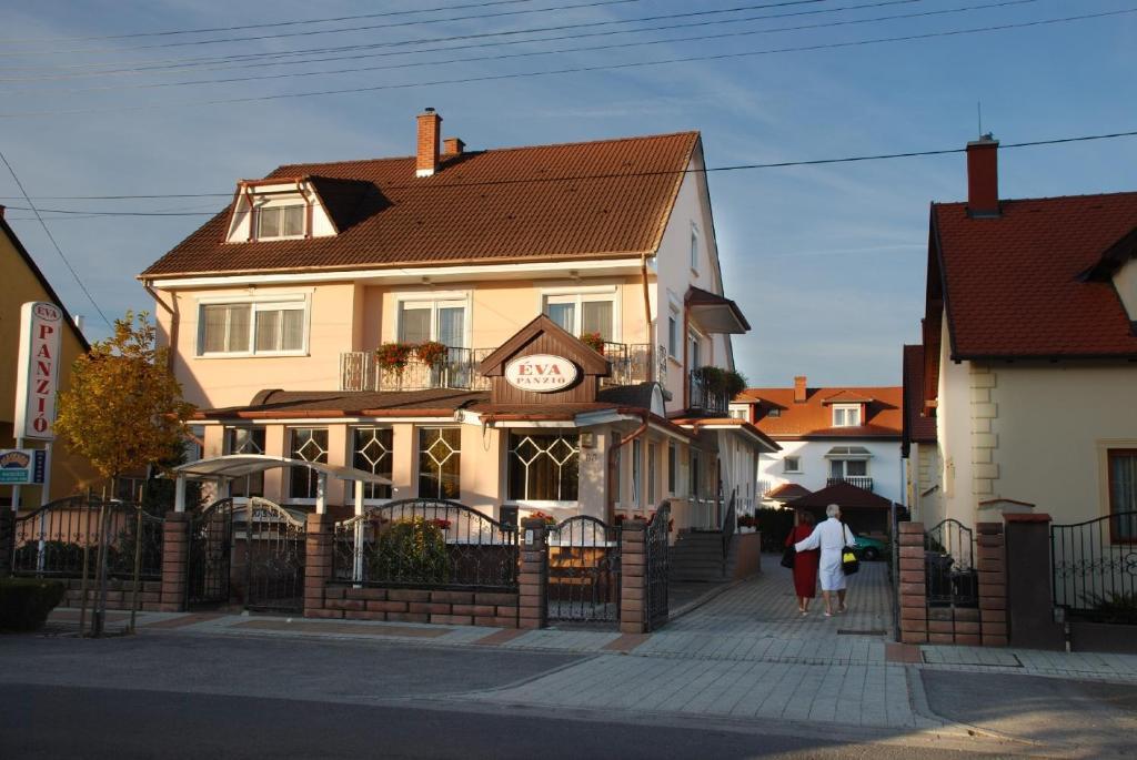 Eva Panzio Otel Sárvár Dış mekan fotoğraf